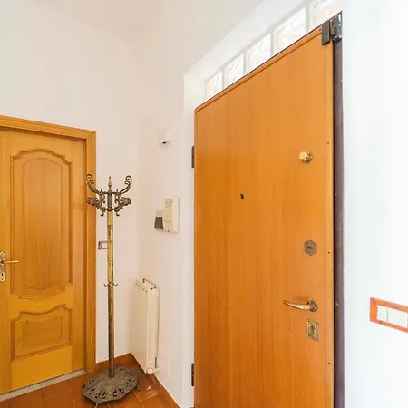 221 - Francolano For Rent, 5 Minuti Di Auto Dal Mare E Dal Centro Di Sestri *