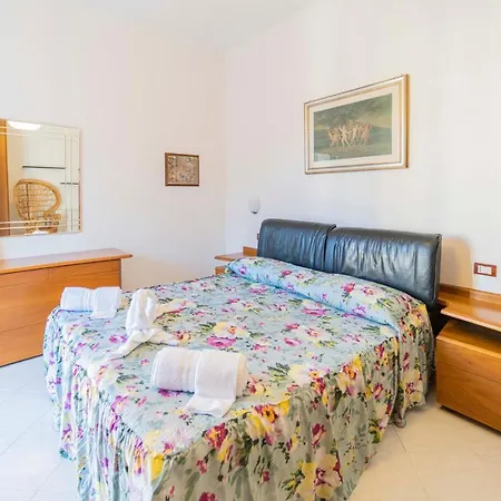 221 - Francolano For Rent, 5 Minuti Di Auto Dal Mare E Dal Centro Di Sestri Lejlighed