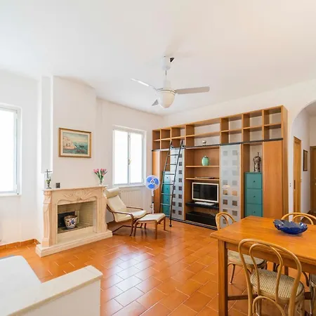 221 - Francolano For Rent, 5 Minuti Di Auto Dal Mare E Dal Centro Di Sestri 카사르자리구레