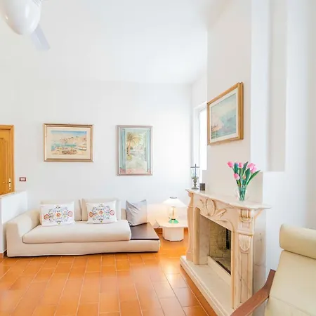 221 - Francolano For Rent, 5 Minuti Di Auto Dal Mare E Dal Centro Di Sestri Apartment *