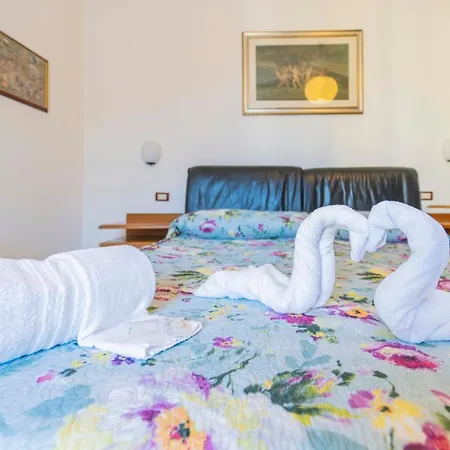 Apartment 221 - Francolano For Rent, 5 Minuti Di Auto Dal Mare E Dal Centro Di Sestri Casarza Ligure